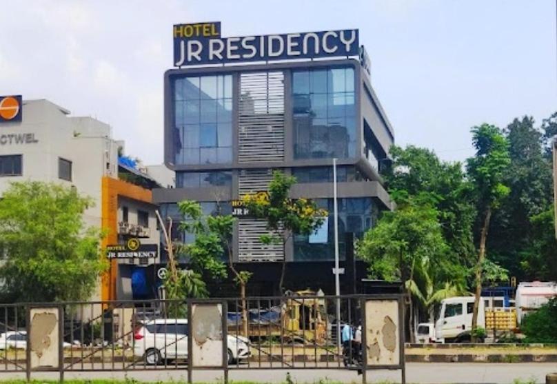 纳威孟买 J R Residency酒店 外观 照片