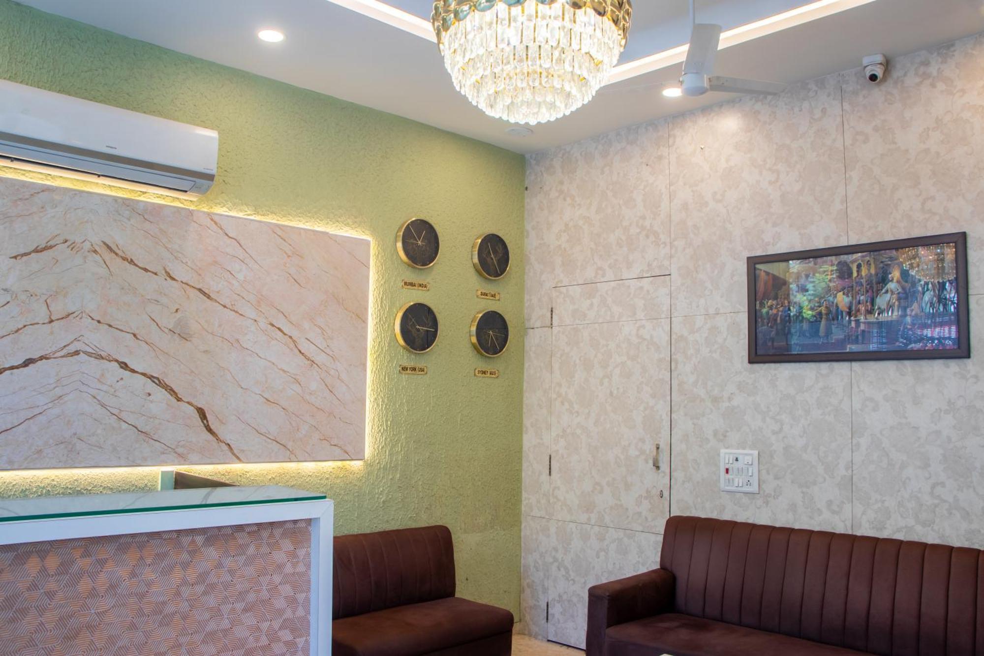 纳威孟买 J R Residency酒店 外观 照片
